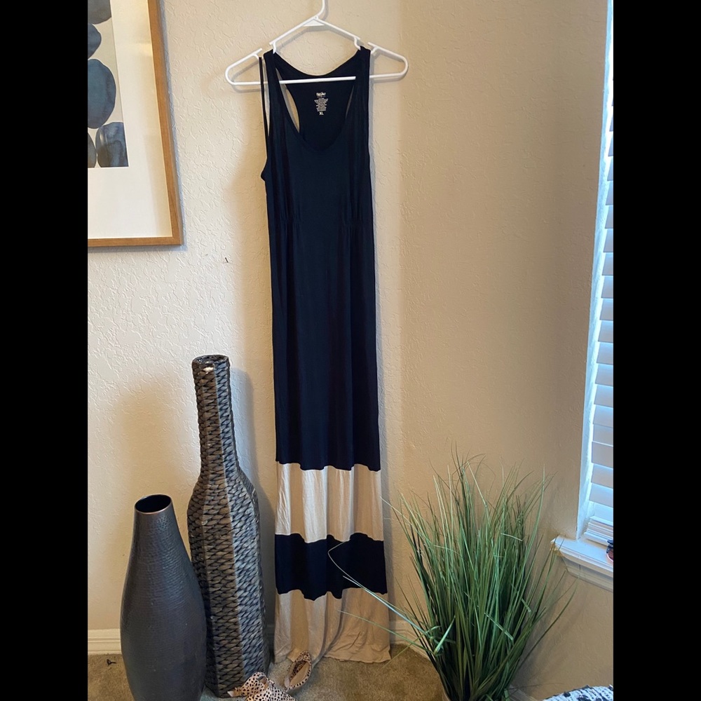 Maxi dress